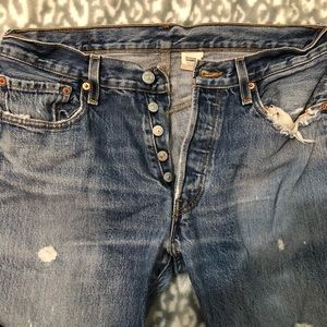 Men’s Distressed 501 Button Fly Levi Jeans